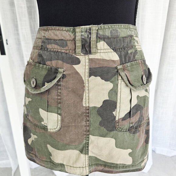 💚🤎 VINTAGE Y2K Boa Style Camouflage Cargo Mini Skirt 🤎💚 - Picture 2 of 4